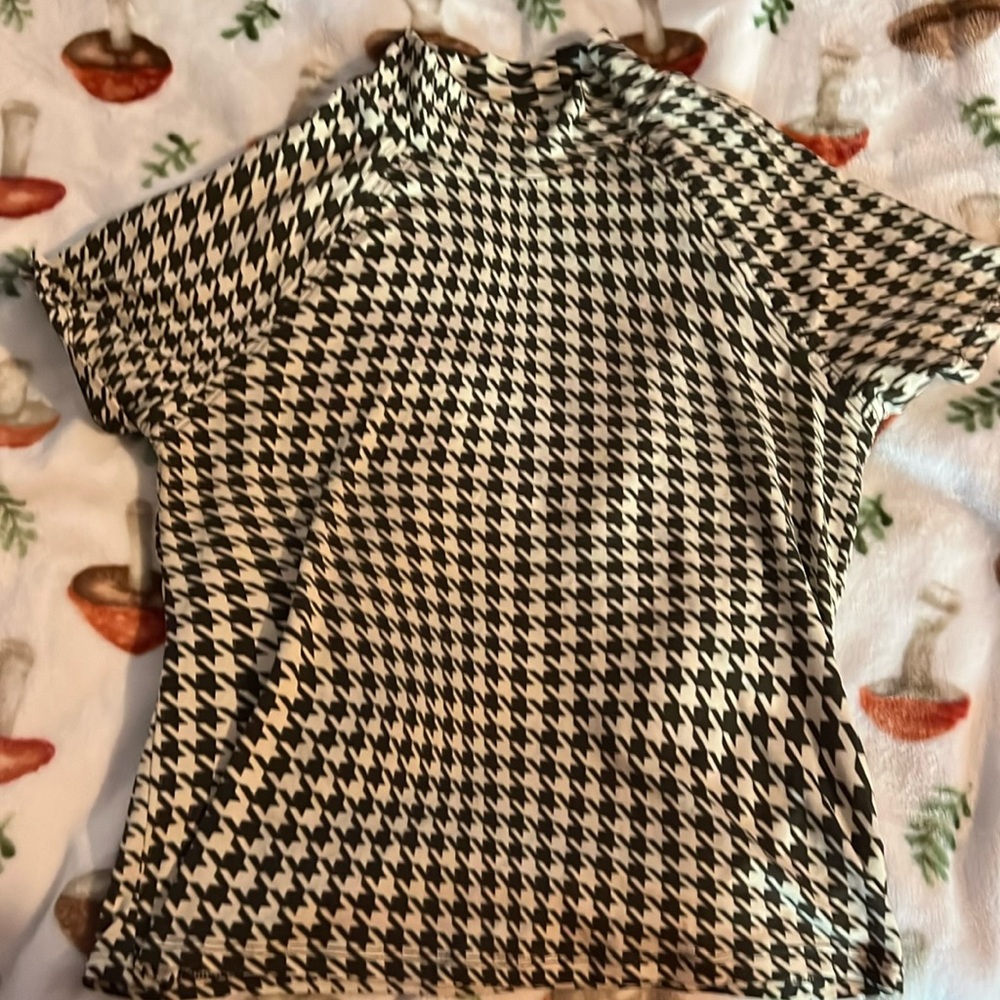 Handsooth Womens Shirt with High Neck Line.